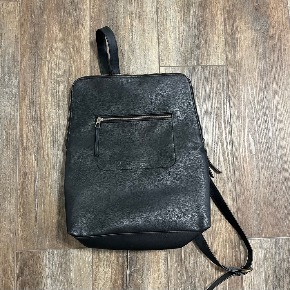 universal thread backpack